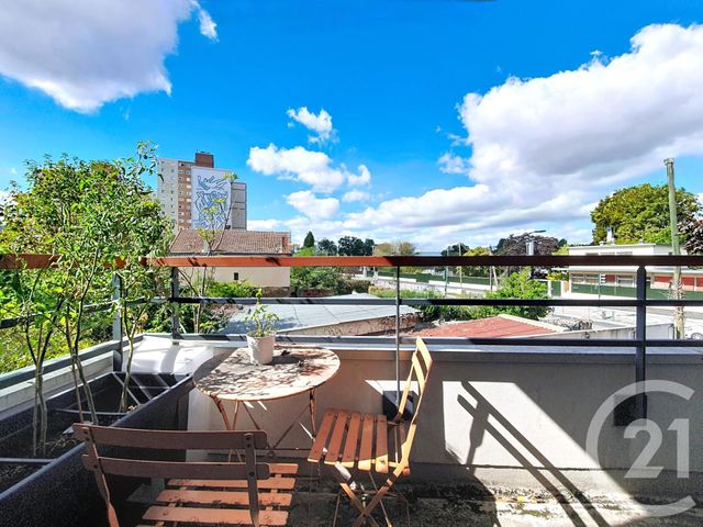 Appartement F2 à vendre - 2 pièces - 46.25 m2 - COLOMBES - 92 - ILE-DE-FRANCE - Century 21 Beaurepaire