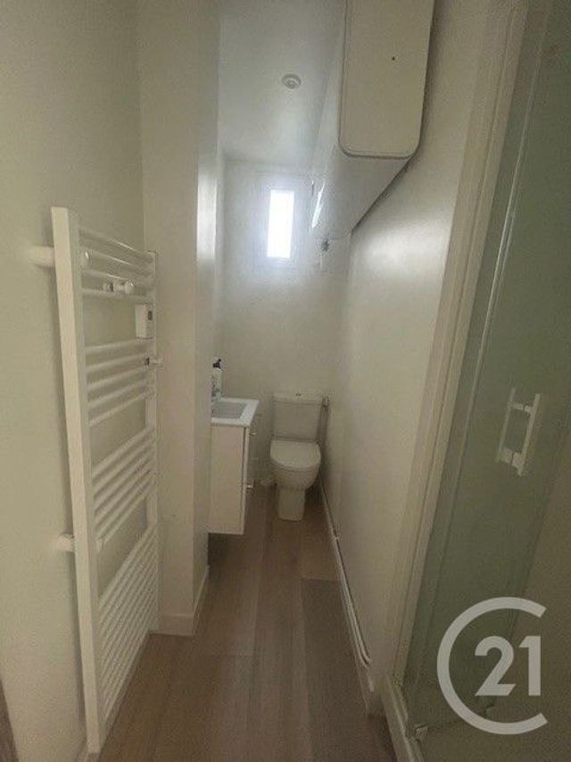Appartement F2/3 à louer - 3 pièces - 31.0 m2 - ASNIERES SUR SEINE - 92 - ILE-DE-FRANCE - Century 21 Beaurepaire