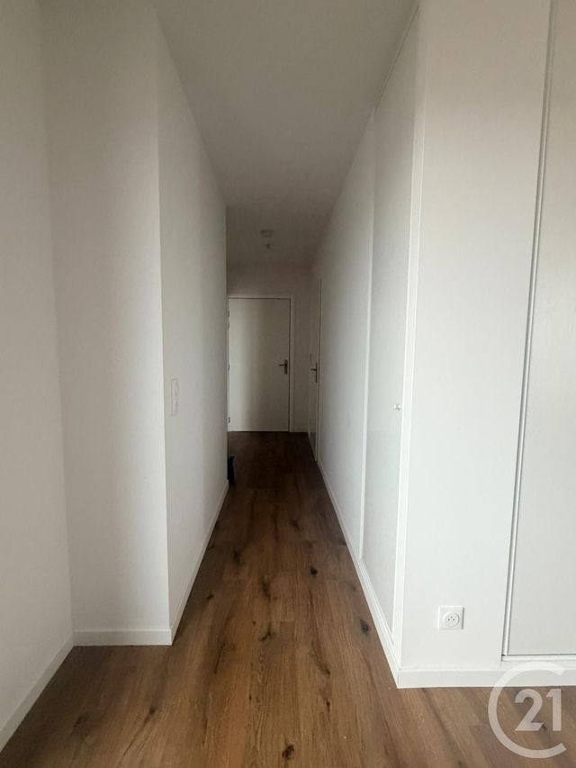 Appartement à louer - 2 pièces - 42.0 m2 - COLOMBES - 92 - ILE-DE-FRANCE - Century 21 Beaurepaire
