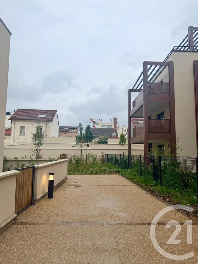 Appartement à louer - 2 pièces - 42.0 m2 - COLOMBES - 92 - ILE-DE-FRANCE - Century 21 Beaurepaire
