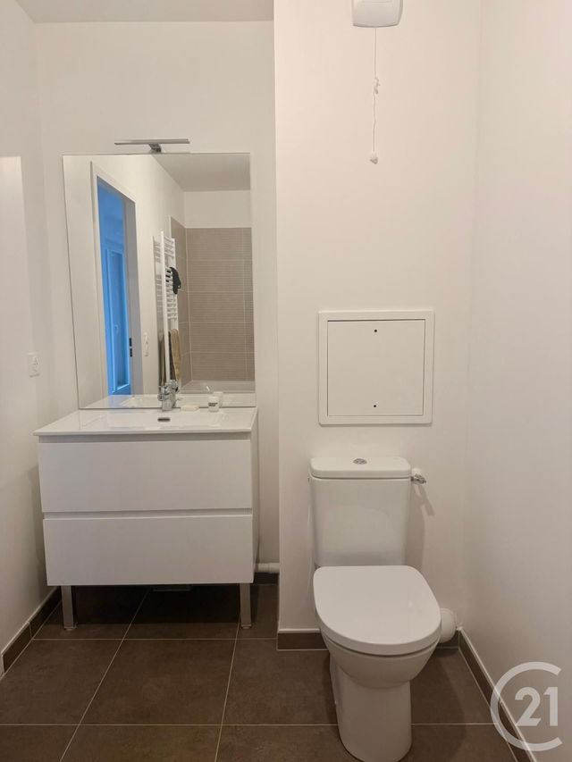 Appartement à louer - 2 pièces - 42.0 m2 - COLOMBES - 92 - ILE-DE-FRANCE - Century 21 Beaurepaire