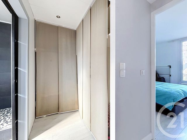 Appartement F2 à vendre - 2 pièces - 47.63 m2 - COLOMBES - 92 - ILE-DE-FRANCE - Century 21 Beaurepaire