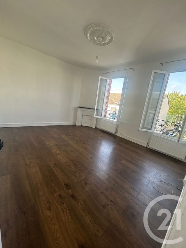 Appartement à louer - 4 pièces - 74.0 m2 - COLOMBES - 92 - ILE-DE-FRANCE - Century 21 Beaurepaire