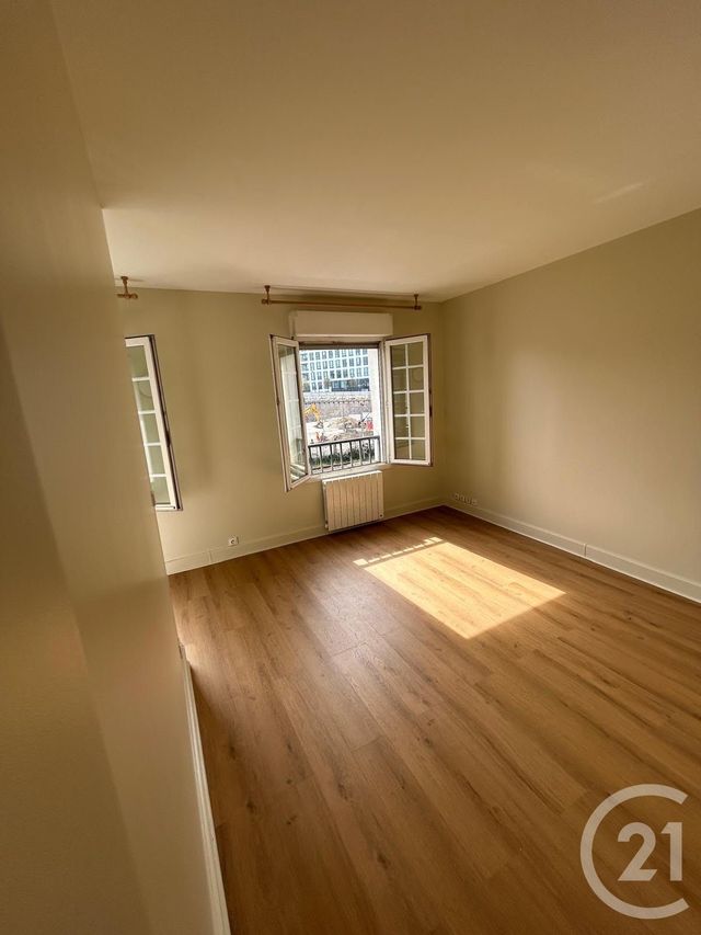 Appartement F1 à louer - 1 pièce - 24.0 m2 - ASNIERES SUR SEINE - 92 - ILE-DE-FRANCE - Century 21 Beaurepaire