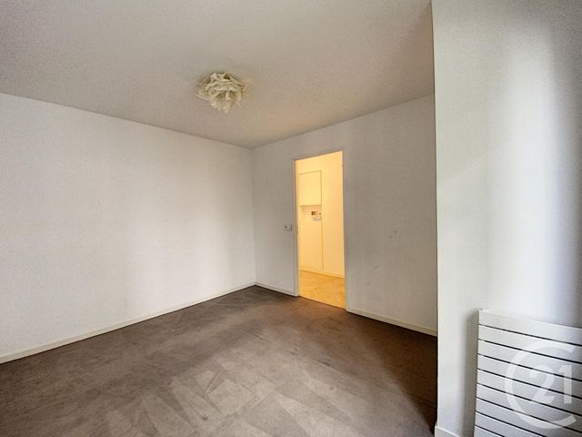Appartement F2 à louer - 2 pièces - 37.99 m2 - SURESNES - 92 - ILE-DE-FRANCE - Century 21 Beaurepaire