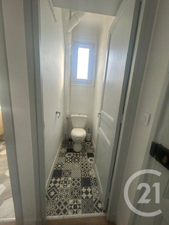 Appartement F1 à louer - 1 pièce - 27.0 m2 - COLOMBES - 92 - ILE-DE-FRANCE - Century 21 Beaurepaire