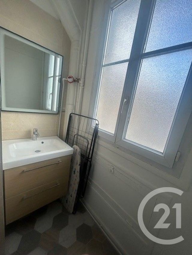Appartement F1 à louer - 1 pièce - 27.0 m2 - COLOMBES - 92 - ILE-DE-FRANCE - Century 21 Beaurepaire