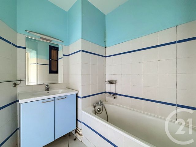 Appartement F3 à vendre - 3 pièces - 64.32 m2 - COLOMBES - 92 - ILE-DE-FRANCE - Century 21 Beaurepaire