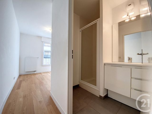 Appartement F4 à louer - 4 pièces - 84.73 m2 - PUTEAUX - 92 - ILE-DE-FRANCE - Century 21 Beaurepaire