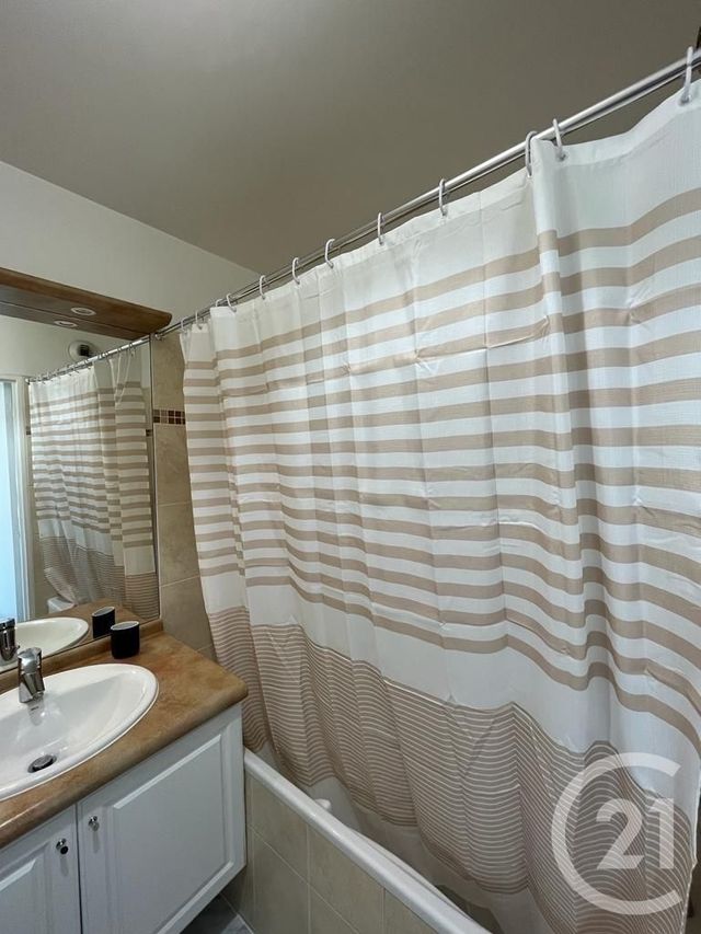 Appartement F3 à louer - 3 pièces - 67.41 m2 - COLOMBES - 92 - ILE-DE-FRANCE - Century 21 Beaurepaire